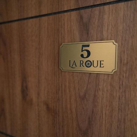 La Roue Hotel Vrsac Eksteriør billede