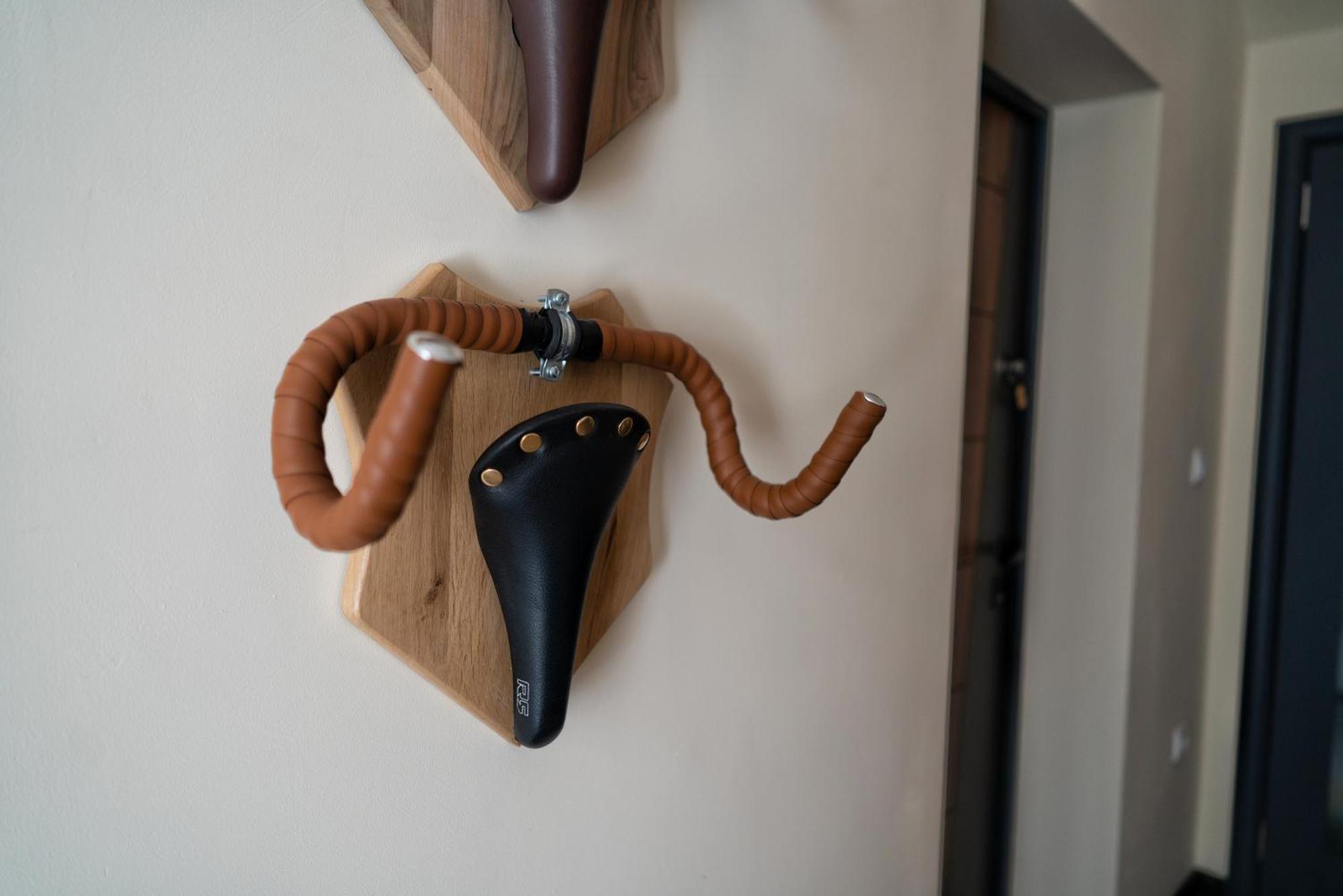 La Roue Hotel Vrsac Eksteriør billede